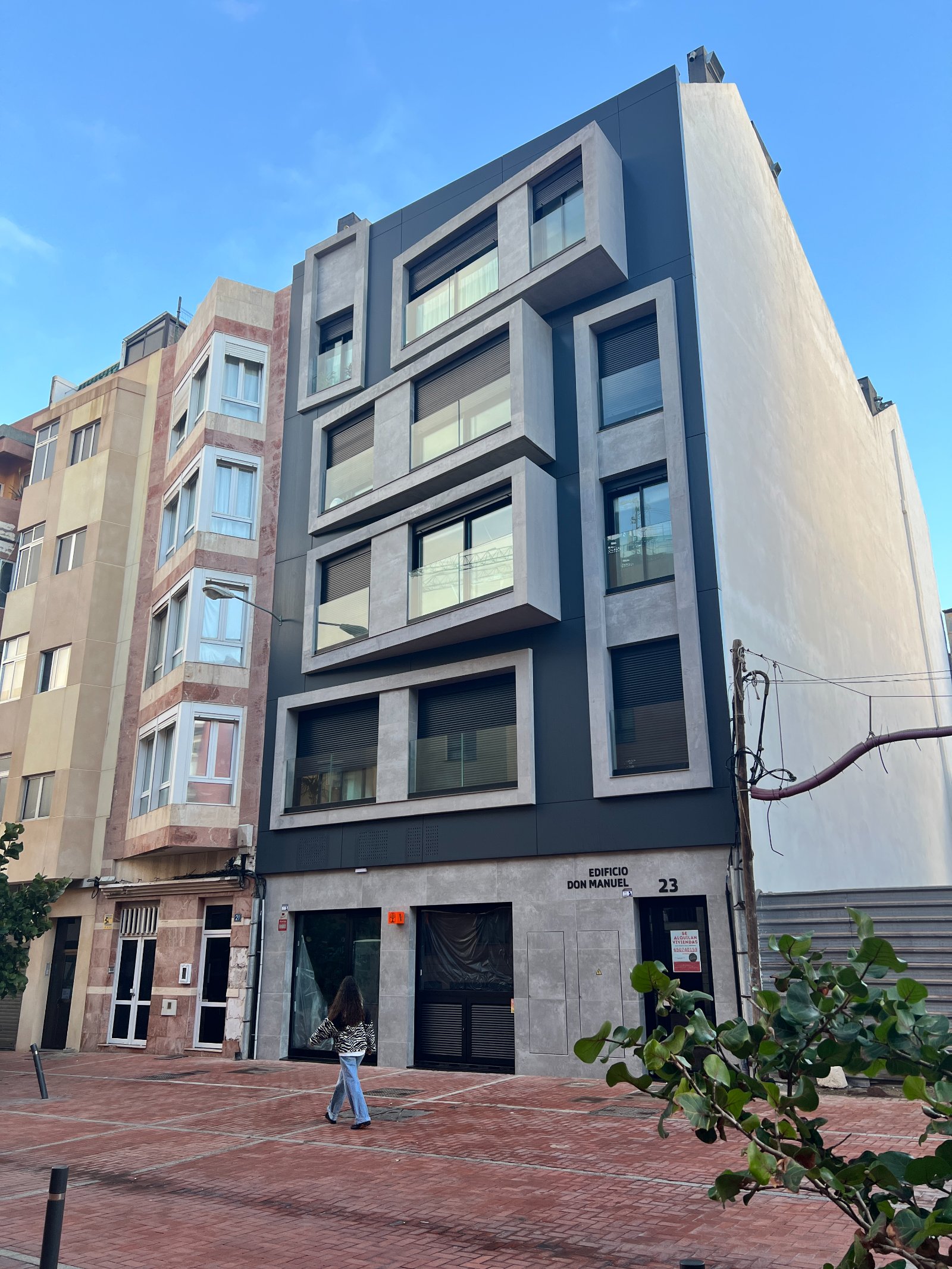 Fachada desde la calle